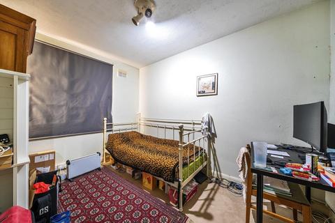 3 bedroom flat for sale, Beaufort Park, Beaufort Drive, NW11