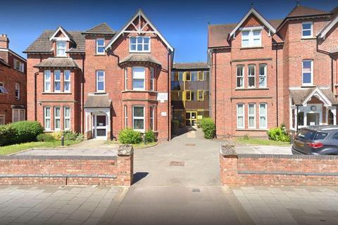 2 bedroom apartment to rent, 38-40 Linden Road, Bedford MK40