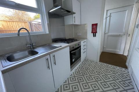 1 bedroom flat to rent, Merton Road, Bedford