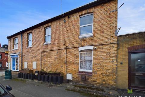 2 bedroom apartment to rent, York Street, Oswestry