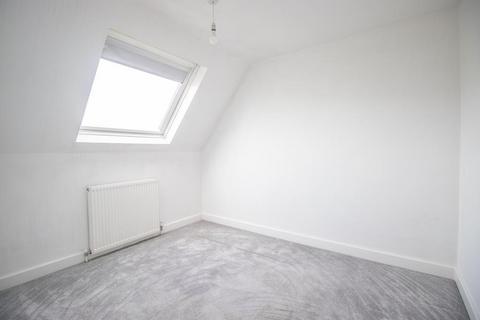 18 Allerton Close, Rochford, SS4 3AR