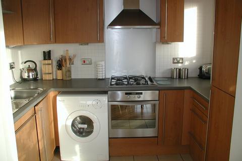 2 bedroom terraced house to rent, Dock Street, Edinburgh, EH6