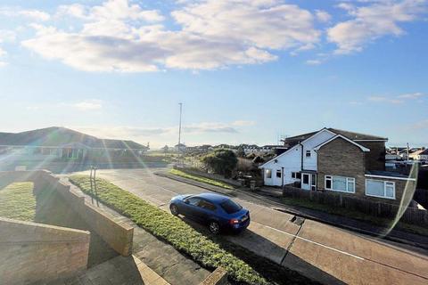 2 bedroom flat for sale, Malines Court, South Coast Road, Peacehaven, BN10 7PL