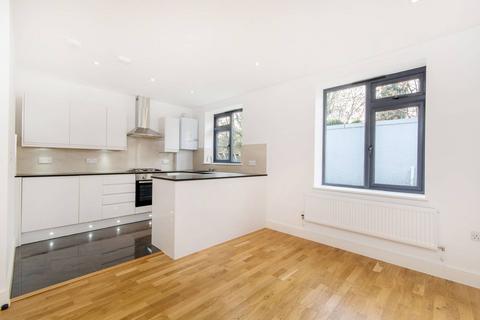 1 bedroom flat for sale, Barclay Court, Penge, London, SE26