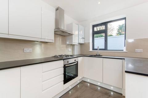 1 bedroom flat for sale, Barclay Court, Penge, London, SE26