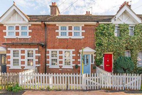 3 bedroom end of terrace house to rent, Cowper Avenue, Sutton, SM1