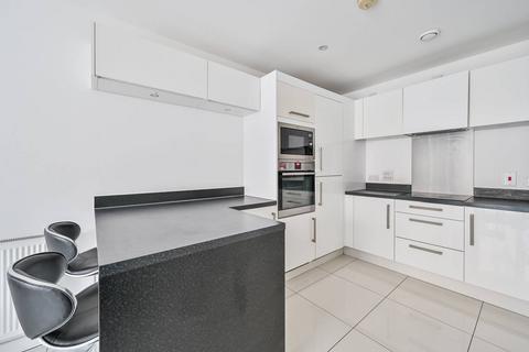 2 bedroom flat to rent, Graciosa Court, Harford Street, Stepney, London, E1