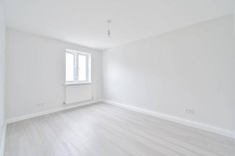 2 bedroom flat to rent, Gleneagles Close, South Bermondsey, London, SE16