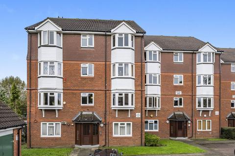 2 bedroom flat for sale, Weald Close, South Bermondsey, London, SE16