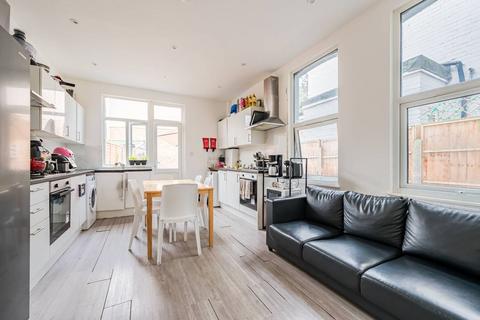 3 bedroom terraced house for sale, Perth Road, Wood Green, London, N22