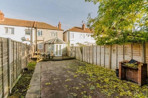 3 bedroom house to rent, Woodmansterne Road, Streatham Common, London, SW16