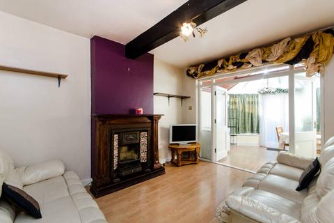 3 bedroom house to rent, Woodmansterne Road, Streatham Common, London, SW16