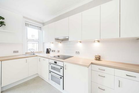 2 bedroom flat for sale, Dryden Road, London SW19