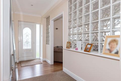 1 Bramber Close, Sompting, Lancing, BN15 0JA
