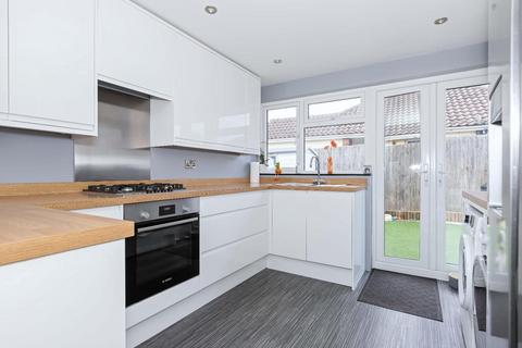 1 Bramber Close, Sompting, Lancing, BN15 0JA