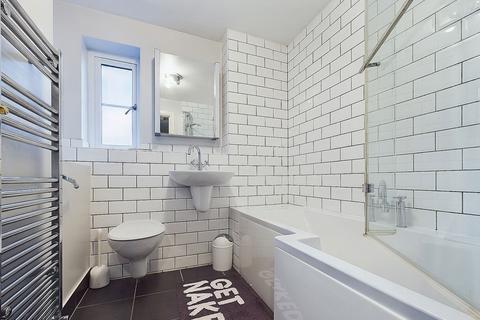 37 Benton Drive, Chester, CH2 2RD