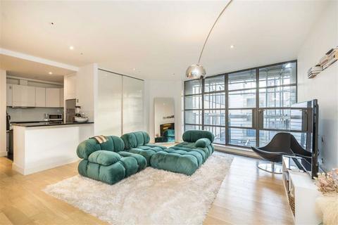 2 bedroom flat for sale, Great Sutton Street, London EC1V