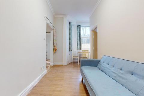 1 bedroom flat to rent, West Cromwell Road, London SW5