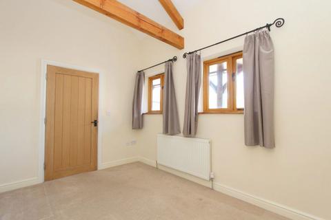 2 bedroom house to rent, Village of Tilsworth