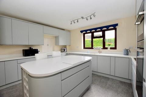 Brook House Beckside, Barmby Moor, York, YO42 4EX