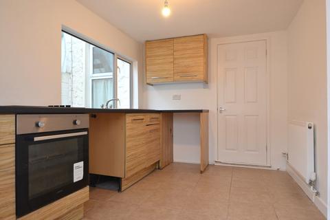 2 bedroom terraced house to rent, Walpole Street, Weymouth