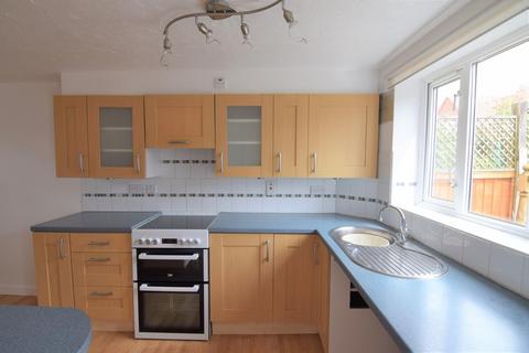 2 bedroom terraced house to rent, Cromwell Road, Weymouth