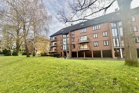 2 bedroom apartment to rent, Winslow Close, Pinner HA5