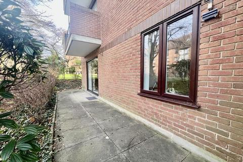 2 bedroom apartment to rent, Winslow Close, Pinner HA5