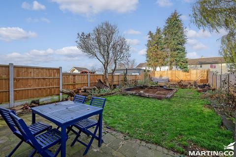 3 bedroom terraced house for sale, Hatfield Grove, Chelmsford