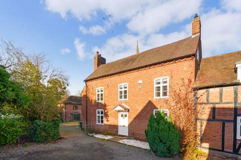 6 bedroom semi-detached house to rent, Church Lane, Ombersley, Droitwich