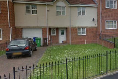 2 bedroom mews to rent, Blueberry Avenue, New Moston M40