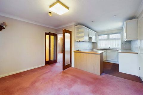 2 bedroom bungalow for sale, Carbery Gardens, Bournemouth, Dorset, BH6