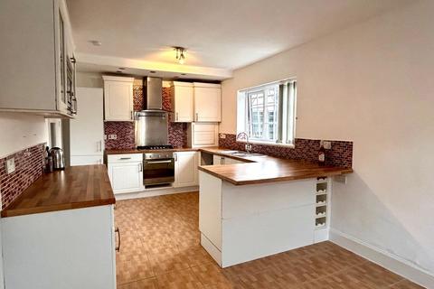3 bedroom semi-detached house to rent, Hazel Street, Sutton In Ashfield, Nottinghamshire