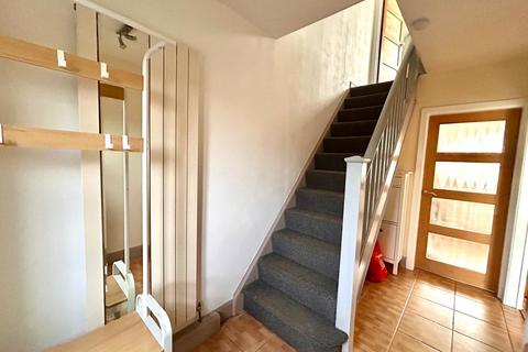 3 bedroom semi-detached house to rent, Hazel Street, Sutton In Ashfield, Nottinghamshire