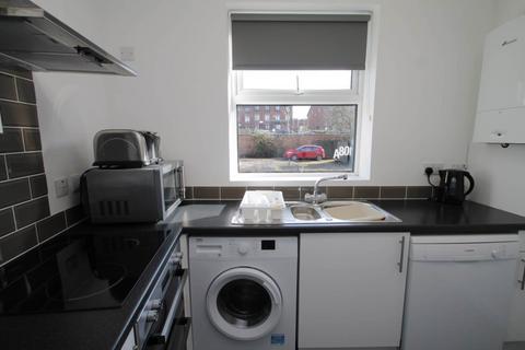 1 bedroom in a house share to rent, High Street, Rushden NN10