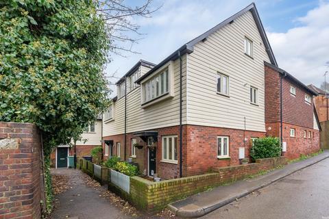 1 bedroom apartment for sale, Vincent Walk, Dorking