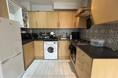 1 bedroom flat for sale, The Broadway, Potters Bar EN6