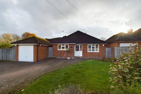 2 bedroom detached bungalow for sale, New Pond Road, Holmer Green, Buckinghamshire