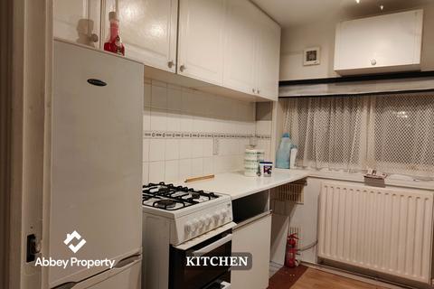 2 bedroom terraced house to rent, Glovers Lane | Heelands | MK13 7LW