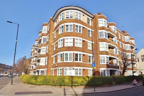 3 bedroom flat to rent, Becklow Gardens, London W12