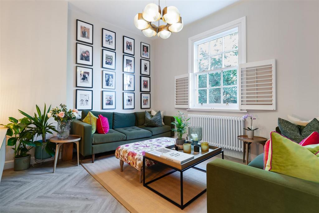 Living room-1.jpg