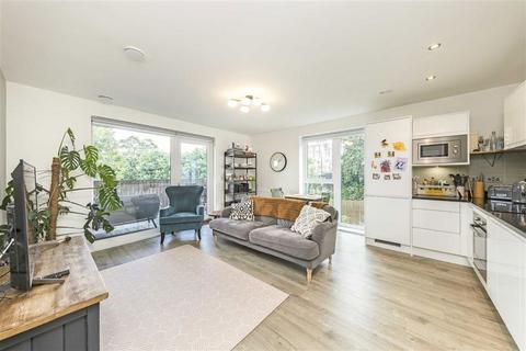 Flat 101, Cassidy House, 3 Bowen Drive, London, SE7 7GA