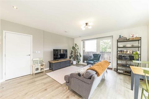 Flat 101, Cassidy House, 3 Bowen Drive, London, SE7 7GA