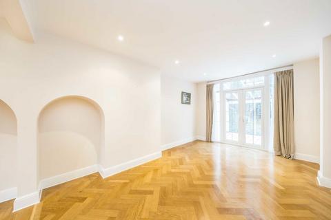 4 bedroom house to rent, Robin Hood Way, London SW15