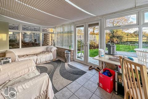 2 bedroom semi-detached bungalow for sale, Hillcrest, Kirby-le-soken, Frinton-on-Sea