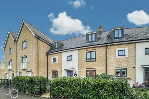 4 bedroom terraced house for sale, Laurence Byrne Avenue, Stanway