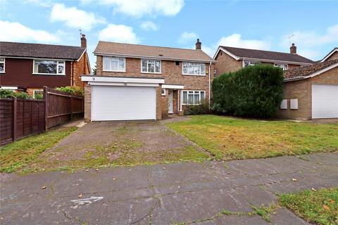 3 bedroom detached house for sale, Ellis Farm Close, Surrey GU22