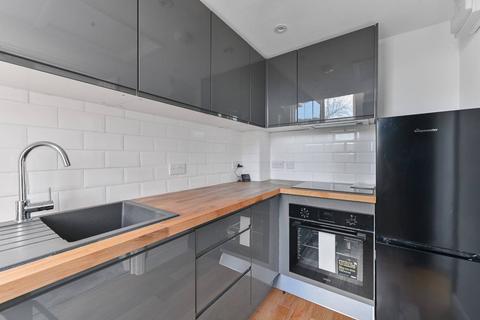 1d Beulah Hill, London, SE19 3LQ