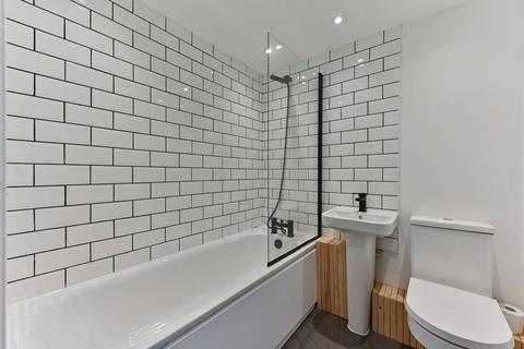 1d Beulah Hill, London, SE19 3LQ