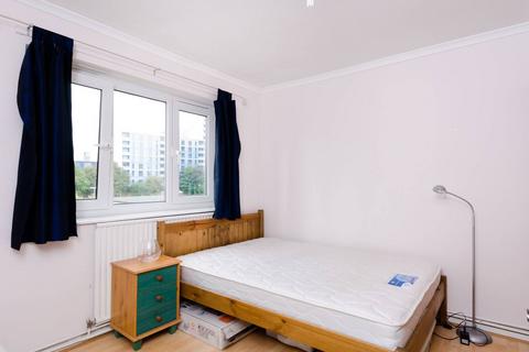 2 bedroom flat to rent, Biggerstaff Road, Stratford, London, E15